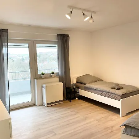 Mos01 Hyra Living Mit 4 Schlafzimmern Appartement