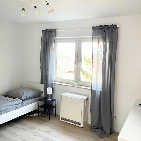 Mos01 Hyra Living Mit 4 Schlafzimmern Appartement *